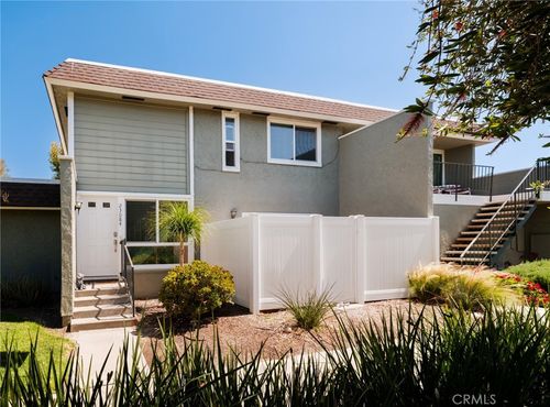23084 Via Pimiento, Mission Viejo, CA, 92691 | Card Image