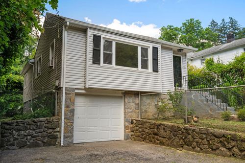 25 Maple Ave, Chappaqua, NY, 10514-3417 | Card Image