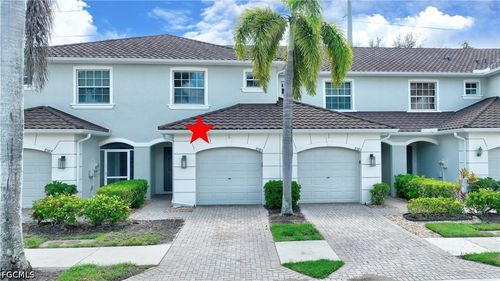 8585 Athena Ct, LEHIGH ACRES, FL, 33971-3751 | Card Image