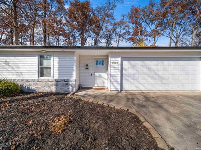 7025 Salge Drive, House other with 3 bedrooms, 2 bathrooms and null parking in Fort Wayne IN | Image 2