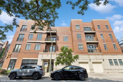 apt-304-1600 N Marshfield Ave, Chicago, IL, 60622-8043 | Card Image