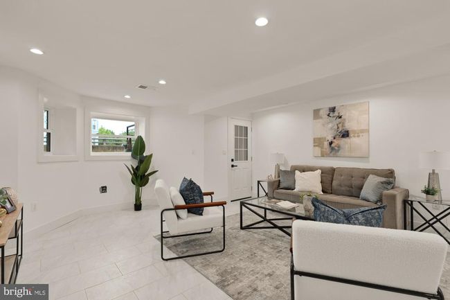 2035 N Capitol St Ne, Townhouse with 4 bedrooms, 4 bathrooms and null parking in WASHINGTON DC | Image 46