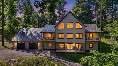 670 Natchez Ln, Sugar Grove, OH, 43155 | Card Image
