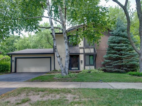 780 Chisholm Trl, Roselle, IL, 60172-1303 | Card Image