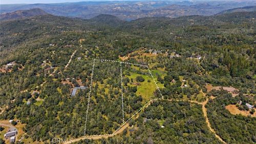 421 Sandra Ln, Oroville, CA, 95966-8985 | Card Image