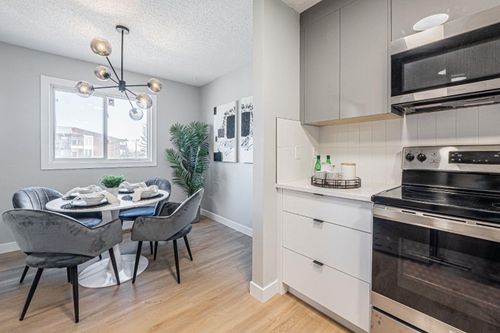 602-919 38 St Ne, Calgary, AB, T2A6E1 | Card Image