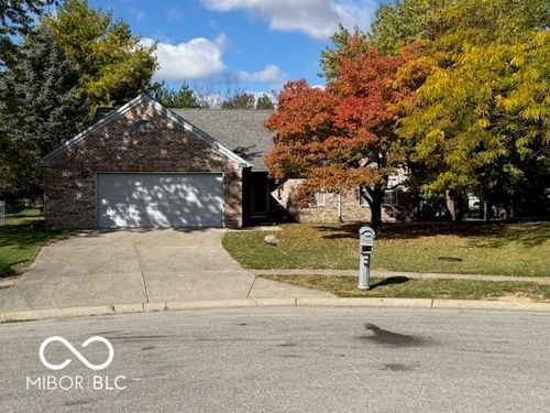 388 Pomona Ct, Greenfield, IN, 46140-3119 | Card Image