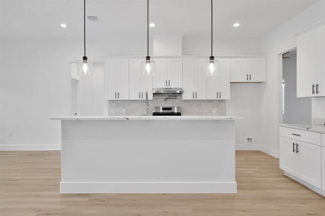 3306 Shadowcrest Ln, House other with 4 bedrooms, 3 bathrooms and 2 parking in Spring TX | Image 5