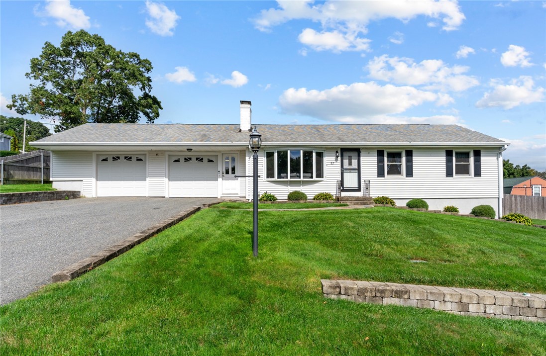 Hilltop Rd, Cumberland, RI 02864