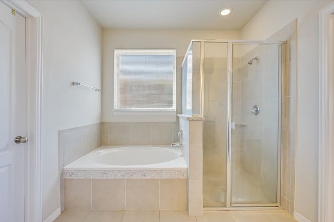 120 Peacock Trl, House other with 4 bedrooms, 4 bathrooms and 2 parking in Buda TX | Image 10