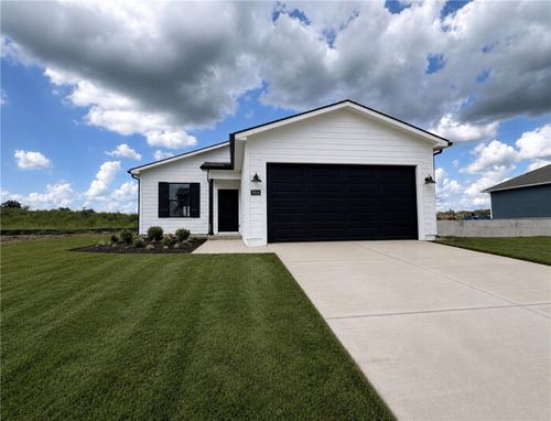 3024 Nw 96th Ter, Kansas City, MO, 64154-1129 | Card Image