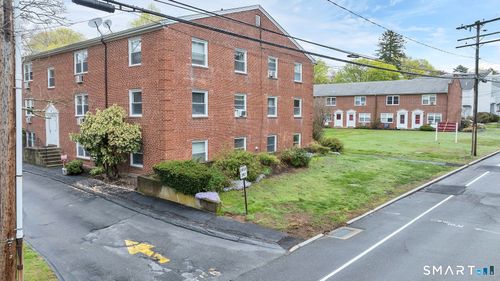 e-111 Niles Hill Rd, New London, CT, 06320-3062 | Card Image