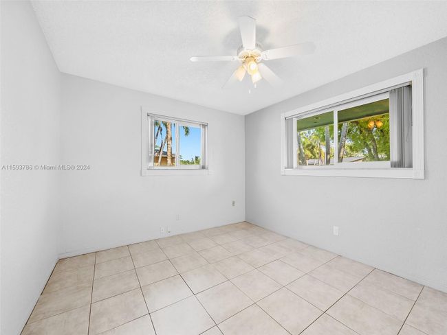 5501 Garfield St, House other with 3 bedrooms, 2 bathrooms and null parking in Hollywood FL | Image 16