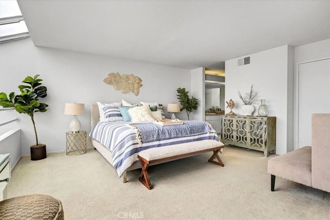 Primary Bedroom | Image 36