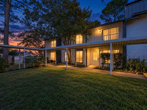 404-404 Hollyhill Ln, Denton, TX, 76205-7876 | Card Image