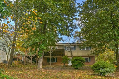 22 E Shore Dr, Asheville, NC, 28805-2202 | Card Image