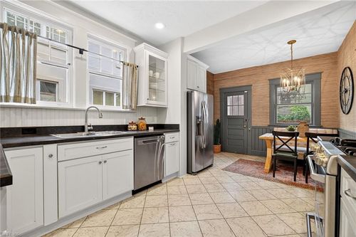 900 Gates Ave, Norfolk, VA, 23517-1621 | Card Image