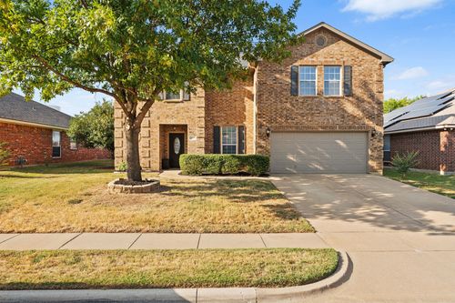 415 Hidden Ridge Dr, Burleson, TX, 76028-6047 | Card Image