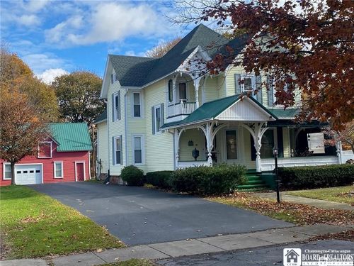 21 Chestnut St, Westfield, NY, 14787-1206 | Card Image