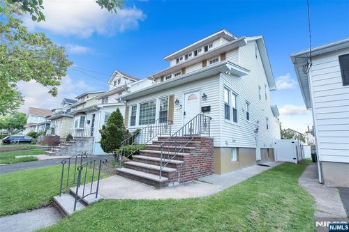 353 Page Ave, Lyndhurst, NJ, 07071-2417 | Card Image