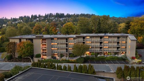 apt-206b-9715 Ne Juanita Dr, Kirkland, WA, 98034-4229 | Card Image