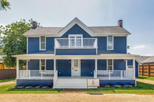 608 S Dooley St, Grapevine, TX, 76051-5457 | Card Image