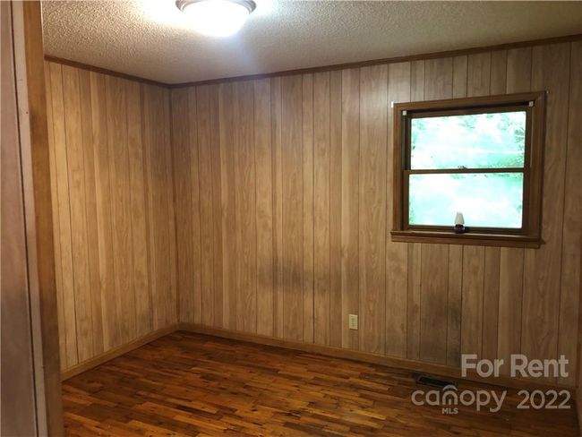 620 S Laurel St, Home with 2 bedrooms, 1 bathrooms and null parking in Lincolnton NC | Image 5