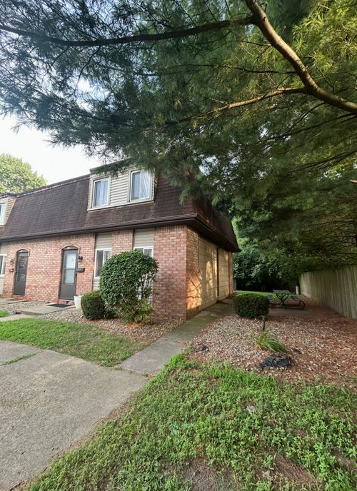 apt-f64-1119 S Curtis Ave, Kankakee, IL, 60901-4500 | Card Image