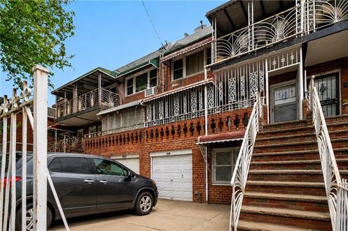 715 Rockaway Pkwy, Brooklyn, NY, 11236-1467 | Card Image