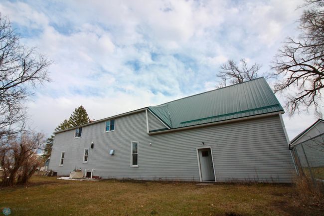 Rear view of home | Image 76