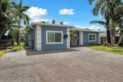 1388 Seaview, House other with 3 bedrooms, 1 bathrooms and null parking in North Lauderdale FL | Image 3