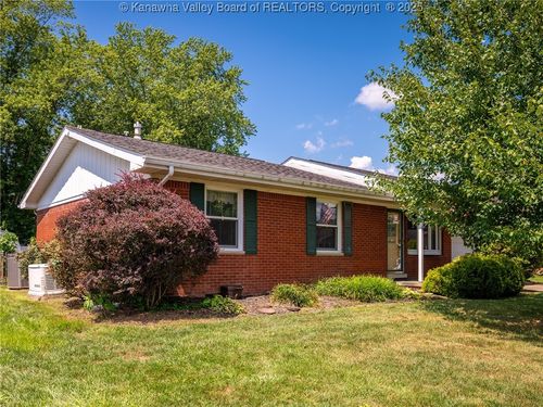 150 Shawnee Est, Winfield, WV, 25213-9709 | Card Image
