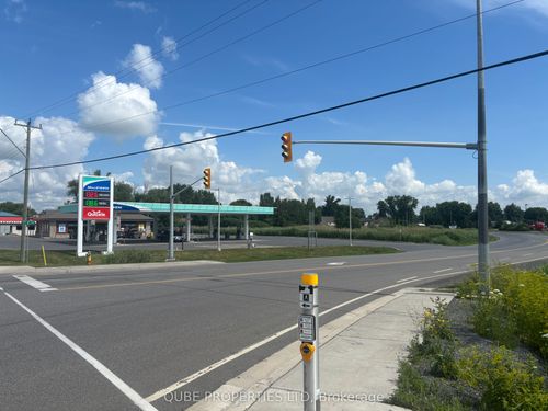 235 Military Rd S, South Glengarry, ON, K0C1N0 | Card Image