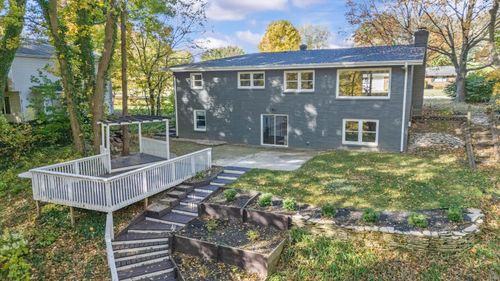 4747 Woodland Dr, Saint Joseph, MI, 49085-9318 | Card Image