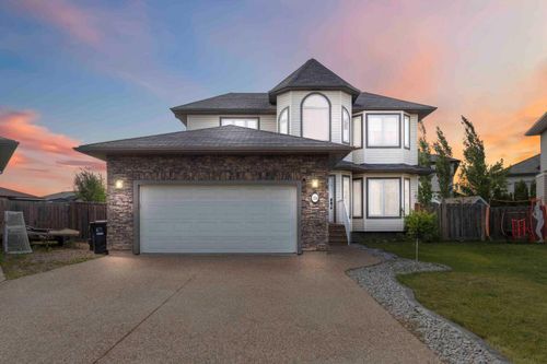 126 Pearl Bay, Fort Mcmurray, AB, T9K0E7 | Card Image