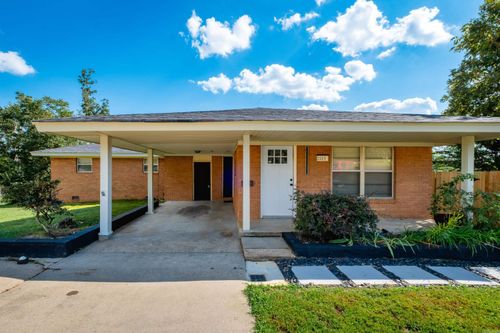 2215 Coors Dr, North Little Rock, AR, 72118-2721 | Card Image