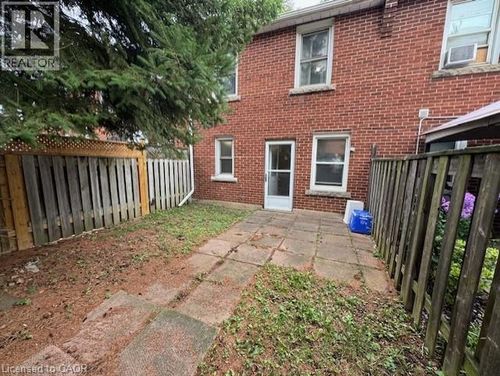 24 Macklin St N, Hamilton, ON, L8S3S1 | Card Image