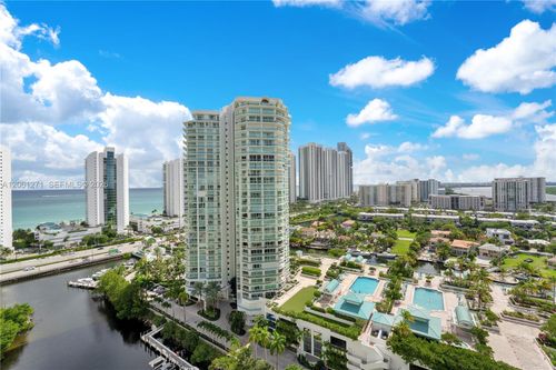 3ph5-250 Sunny Isles Blvd, Sunny Isles Beach, FL, 33160-4661 | Card Image