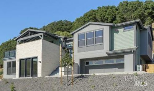 15 Erin Dr, San Rafael, CA, 94903-1609 | Card Image