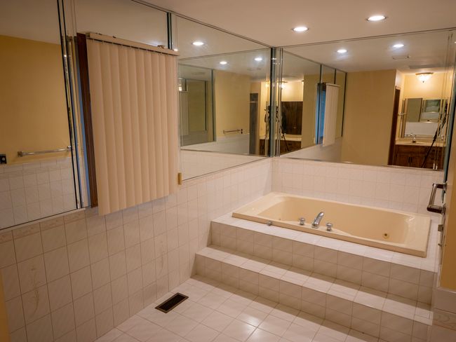 1707 Frediani Ct, House other with 5 bedrooms, 5 bathrooms and 2 parking in Mount Prospect IL | Image 18