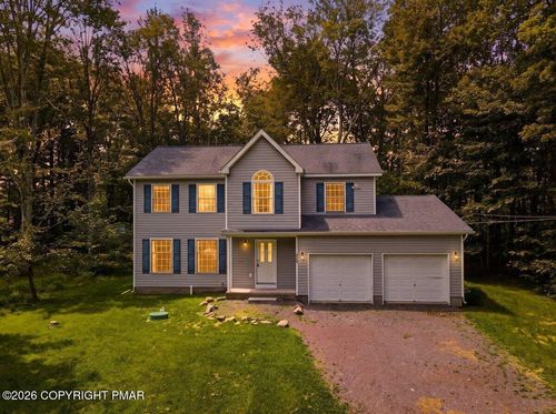 215 George Dr, Blakeslee, PA, 18610 | Card Image