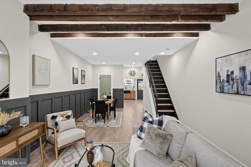 2426 S Sartain Street, PHILADELPHIA, PA, 19148 | Card Image