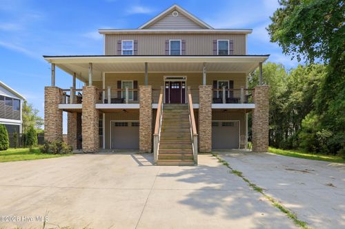 104 Oyster Catcher Way, Sneads Ferry, NC, 28460-7609 | Card Image