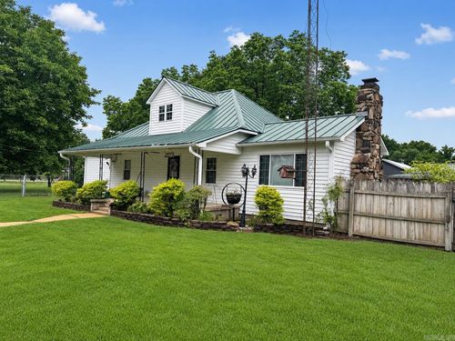 300 W Hinkley St, Brookland, AR, 72417-8005 | Card Image