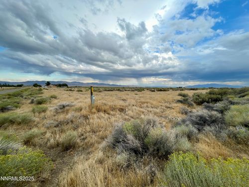 4050 Pioneer Dr, Winnemucca, NV, 89445 | Card Image