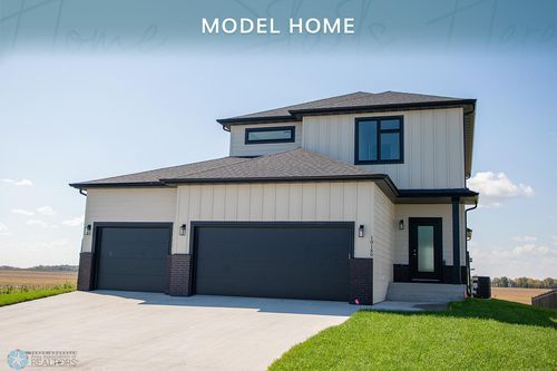 10189 Concord Dr, Horace, ND, 58047-9005 | Card Image