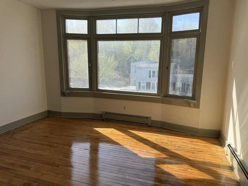 408 Central Street, Franklin, NH, 03235 | Card Image