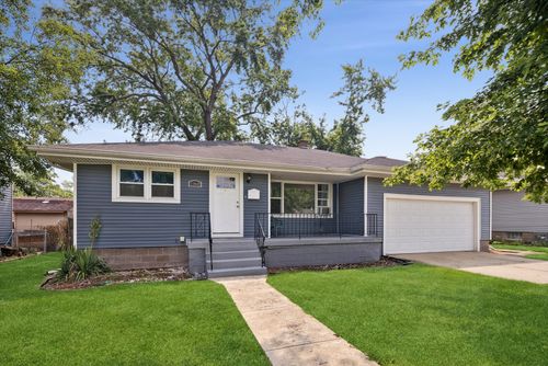 17947 William St, Lansing, IL, 60438-3933 | Card Image