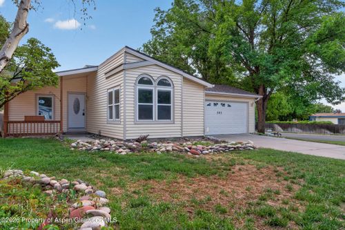 307 E Tamarack Cir, Parachute, CO, 81635-9027 | Card Image