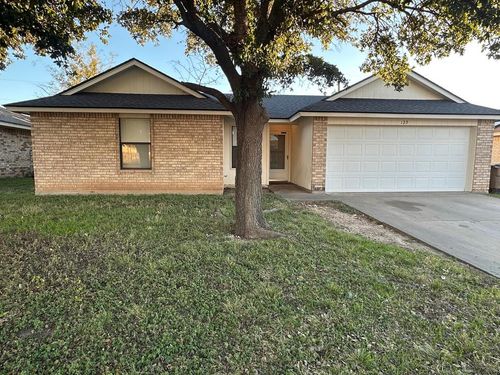 129 Crestwood Dr, San Angelo, TX, 76903-9177 | Card Image